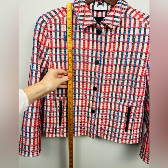 Akris Punto Tweed Plaid Jacket · Boxy Tailored Silhouette - Picture 10 of 16